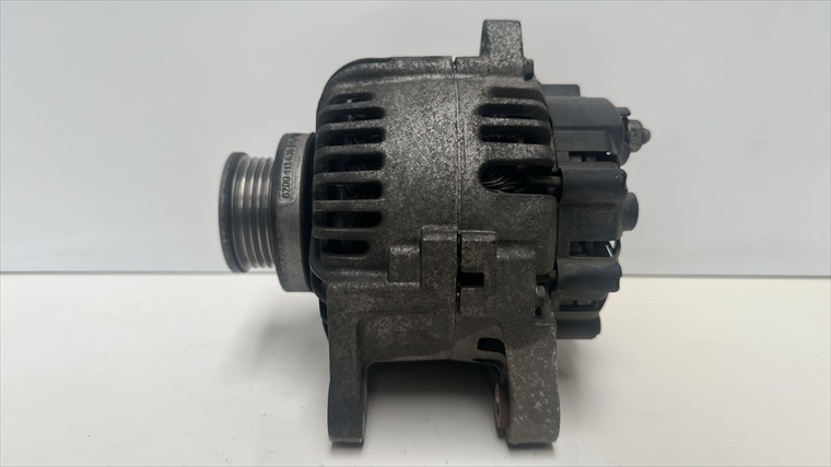 RECAMBIO para Renault Megane 1.6 GASOLINA 83Kw (2005)