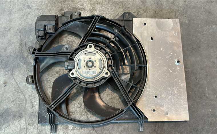 RECAMBIO para Citroen C 4 1.6 HDI CACTUS 68Kw (2014)