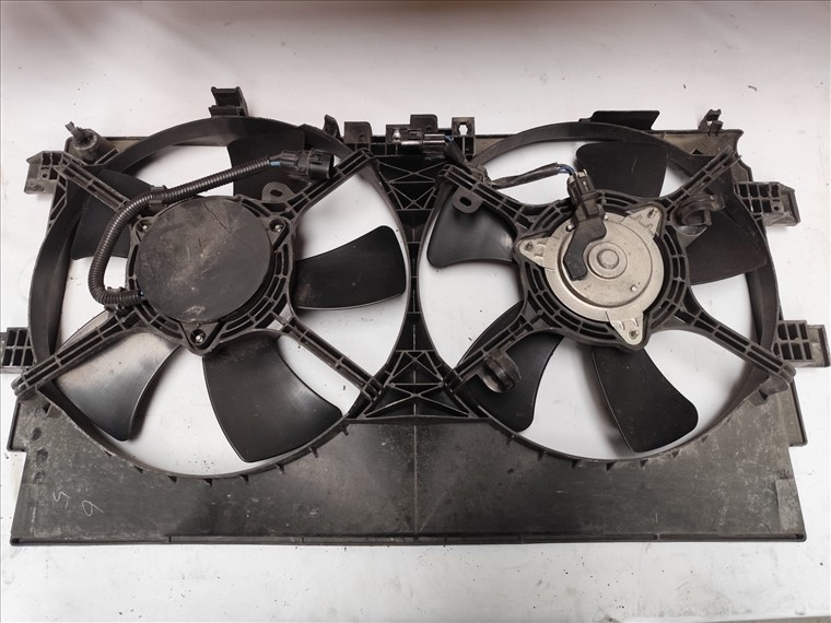 RECAMBIO para Peugeot 4007 2.2 HDI 1147Kw (2009)