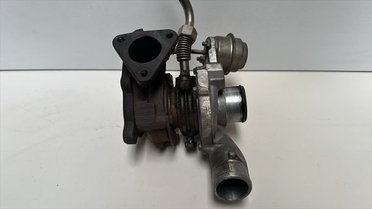 RECAMBIO para Opel Vectra 2.2 DT 74Kw (2003)
