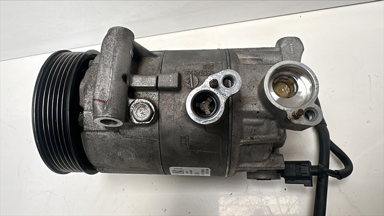 RECAMBIO para Volkswagen Golf 1.6 TDI VI 71Kw (2012)
