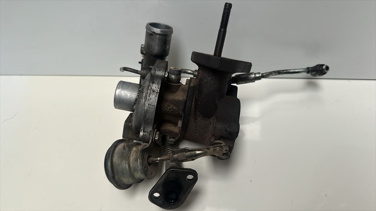 RECAMBIO para Opel Corsa 1.3 DT 51Kw (2004)