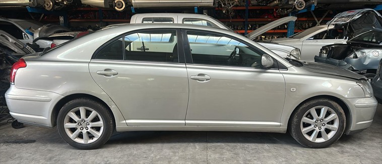 Toyota Avensis 2.0 GASOLINA G 1ZZ-FE (2004)