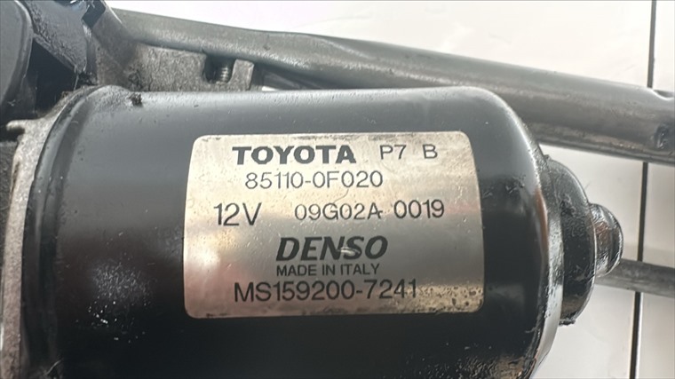 RECAMBIO para Toyota Corolla 2.2 CDI VERSO 100Kw (2005)