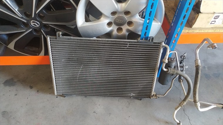 RECAMBIO para Peugeot 206 1.9 DIESEL 51Kw (1999)