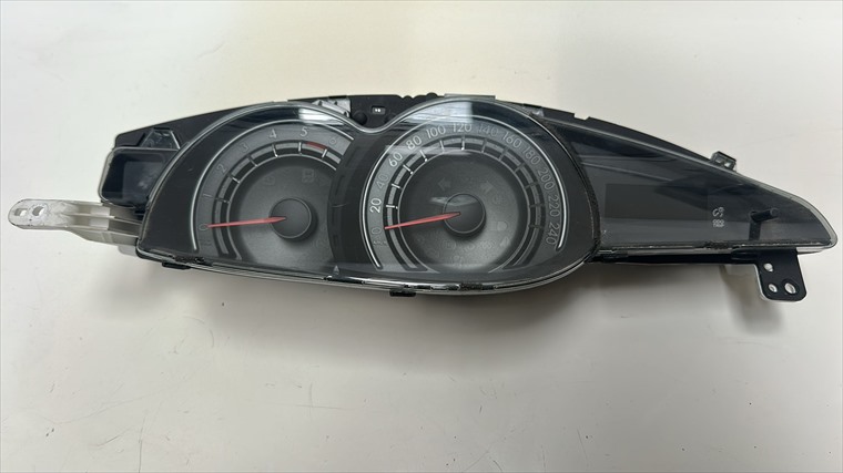 RECAMBIO para Toyota Corolla 2.0 CDI VERSO 93Kw (2010)