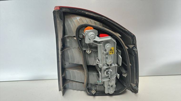 RECAMBIO para Opel Vectra 2.2 CDTI 92Kw (2002)