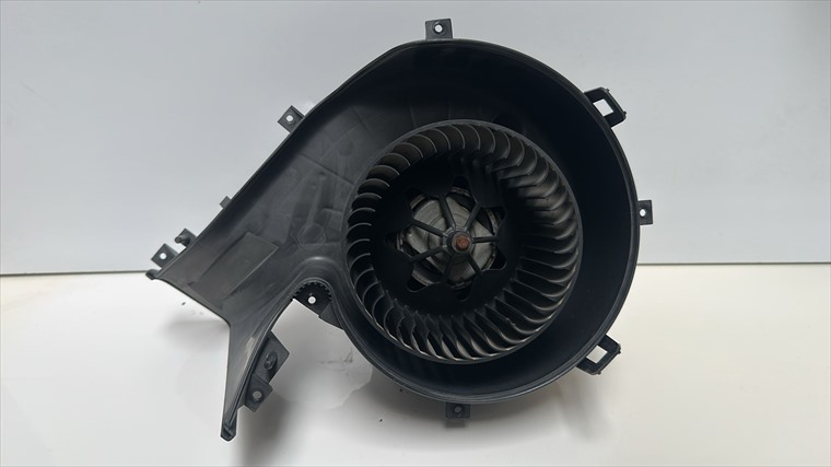 RECAMBIO para Opel Vectra 2.2 DT 74Kw (2003)