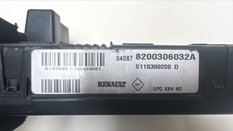 RECAMBIO para Renault Scenic 1.9 DCI 88Kw (2004)