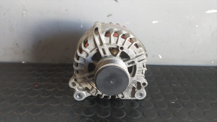RECAMBIO para Volkswagen Golf 1.6 TDCI (2008)