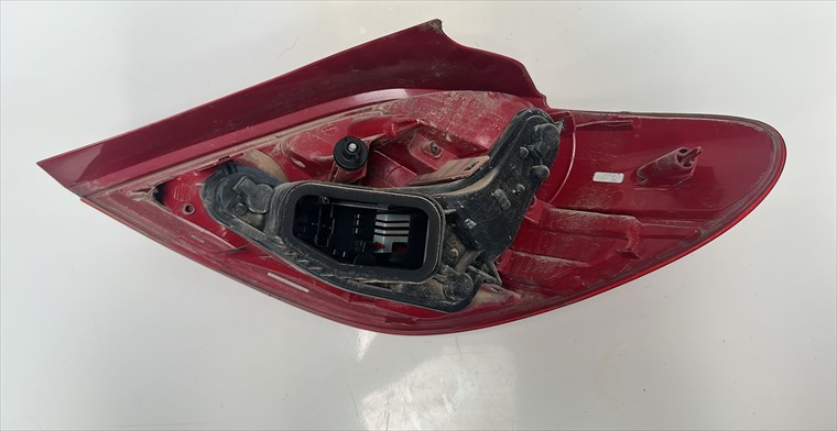RECAMBIO para Peugeot 207 1.4 GASOLINA 70Kw (2012)