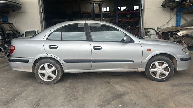 Nissan Almera 2.2 DIESEL (2001)