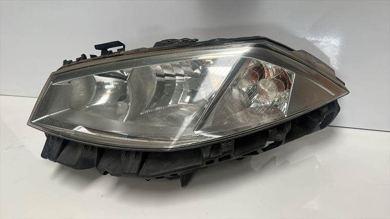 RECAMBIO para Renault Megane 1.6 GASOLINA 83Kw (2005)