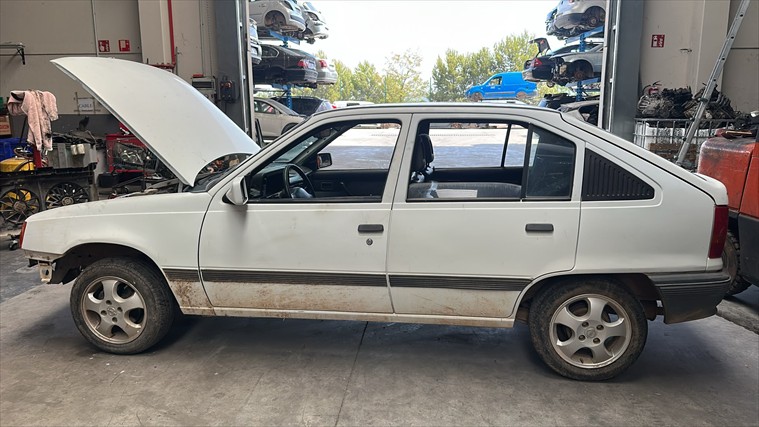 Opel Kadett 1.4 GASOLINA G1.4 NV (1991)