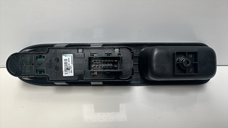 RECAMBIO para Peugeot 207 1.4 GASOLINA 70Kw (2012)