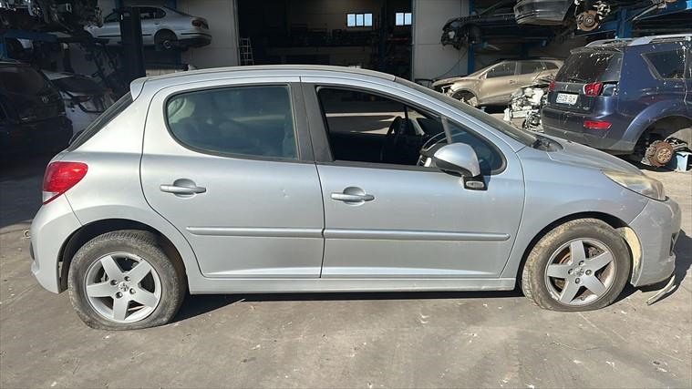 RECAMBIO para Peugeot 207 1.4 GASOLINA 70Kw (2012)