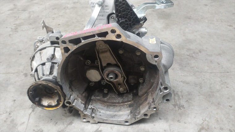 RECAMBIO para Volkswagen Touran 1.9 TDI 77Kw (2010)