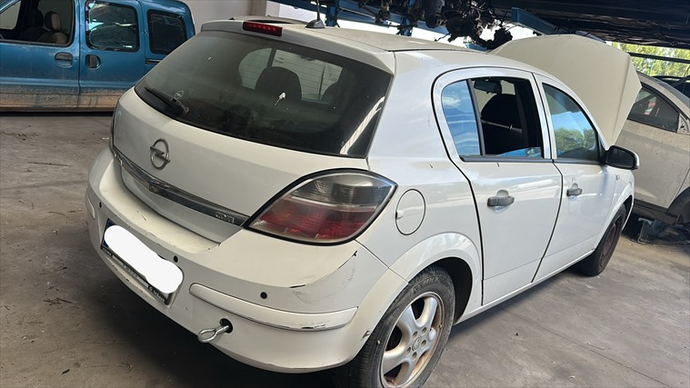 Opel Astra 1.3 CDTI D/Z13DTH (2009)