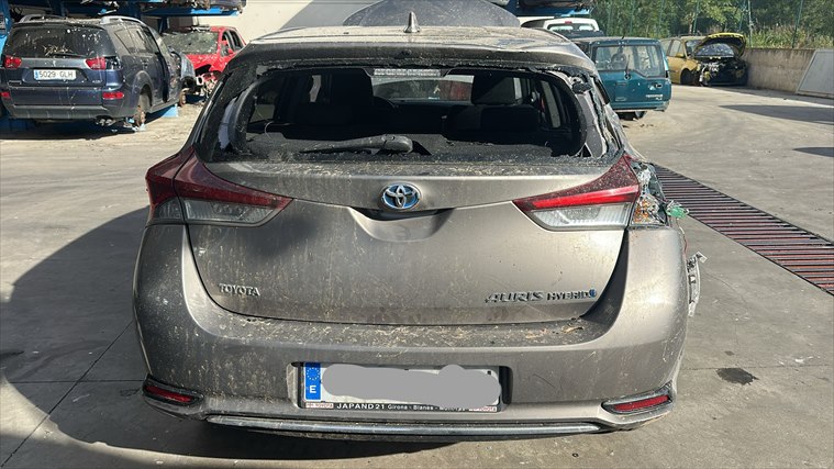 Toyota Auris 1.8 GASOLINA HIBRIDO 2ZR (2015)