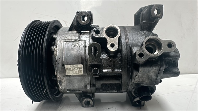 RECAMBIO para Toyota Corolla 2.2 CDI VERSO 100Kw (2005)