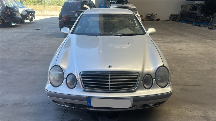 Mercedes Clk 200 2.0 GASOLINA G/111945 (1998)