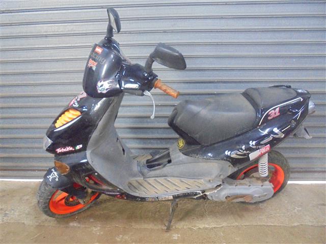 APRILIA SR 50 (2002)