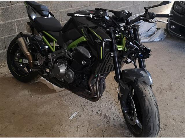 KAWASAKI Z900 E (2018)