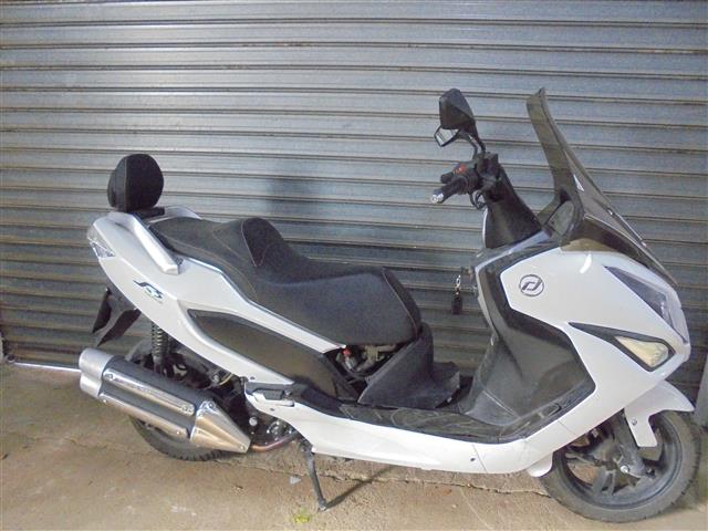 DAELIM S3 (SV125E) 125 TOURING 10,3KW (2015)