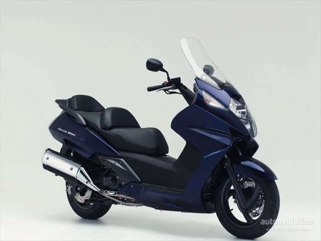HONDA SILVER WING 400 (NF01E) . (2008)