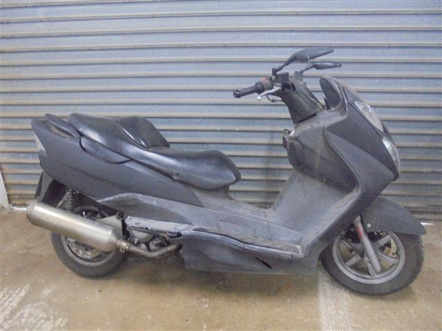 SUZUKI BURGMAN 150 . (2004)