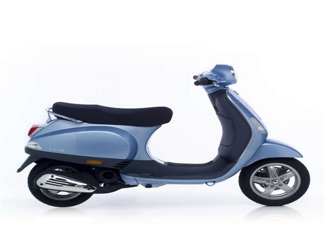 VESPA LX 50 (C381M) . (2005)