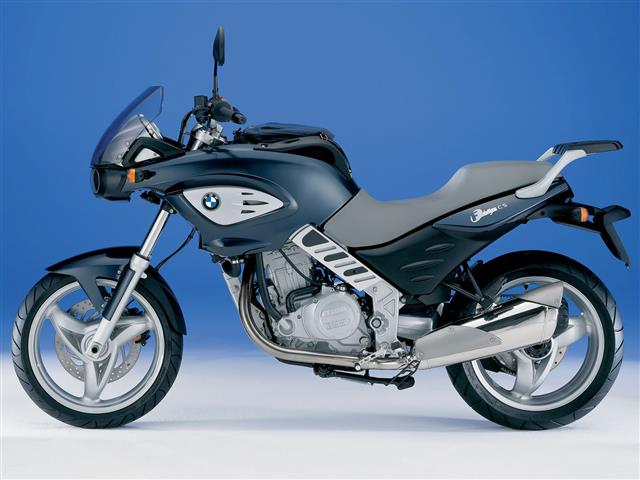 BMW F 650 CS . (2004)