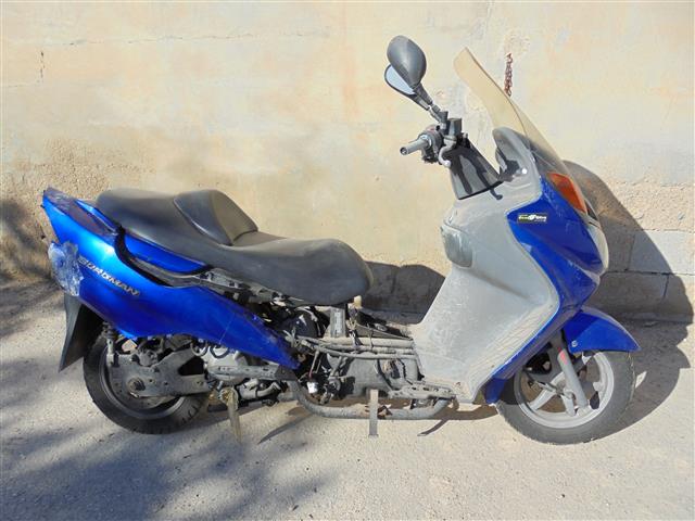 SUZUKI BURGMAN 125 (F442) . (2002)