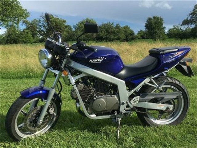 HYOSUNG COMET 125 . (2005)