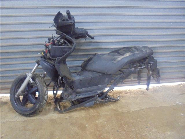 YAMAHA X-MAX 250 . (2005)