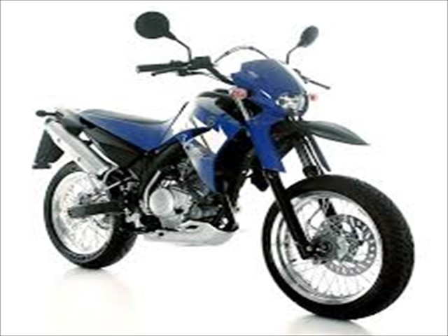 YAMAHA XT 125 (MED6A) . (2005)