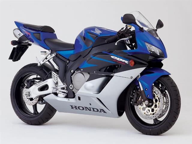 HONDA CBR 1000 RR . (2006)