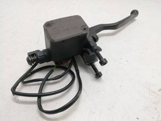 BOMBA-FRENO-DELANTERO  BMW F 650 CS SCARVER K14 37 (2002)