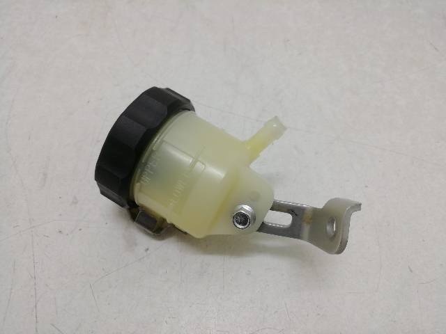 DEPOSITO-LIQUIDO-FRENOS-DELANTERO  SUZUKI GSX-R 750 2006-2007 (GSXR750 K6/K7) (2007)