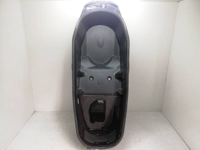MALETERO-ASIENTO  YAMAHA X-MAX 400 ABS (SH12) 24,5 (2018)