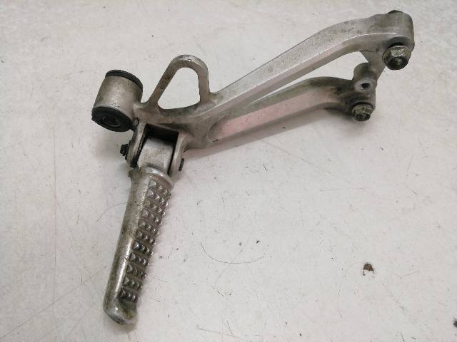 ESTRIBERA-TRASERA-DERECHA  HONDA CBR 600 F F4 (2000)