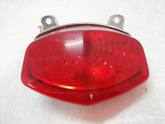 PILOTO-TRASERO  HYOSUNG GT 125 R 10,6 (2006)