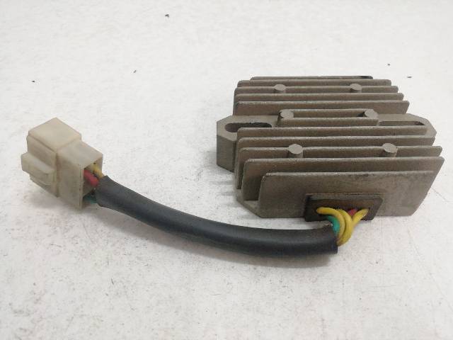 REGULADOR-CORRIENTE  SUZUKI SV 650 S (1999-2002) AV/1111 (2002)