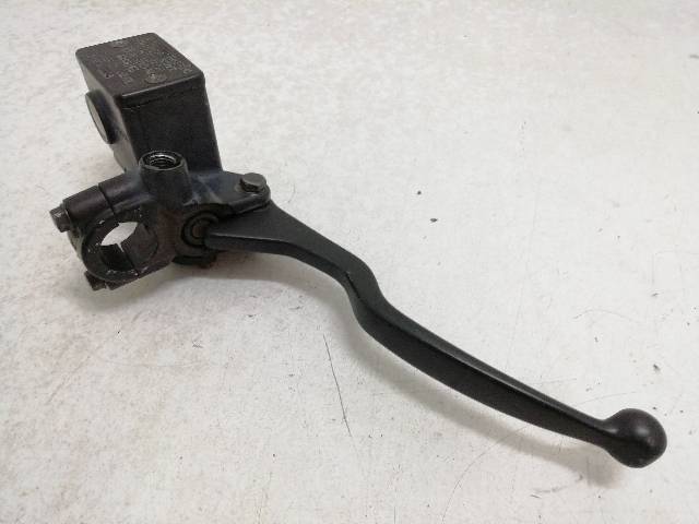 BOMBA-FRENO-DELANTERO  SUZUKI BURGMAN 400 AN400 23,5KW (2001)