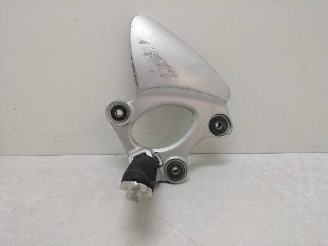 ESTRIBERA-DELANTERA-DERECHA  SUZUKI GSX 750 F 1998-2005 (GSX750F AK11 KATANA) 68,10 (2000)