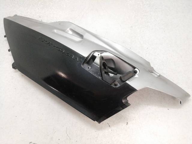 CHAPA-TRASERA-IZQUIERDA  SUZUKI BURGMAN 650 ABS AN650 PC40 40,50 (2004)