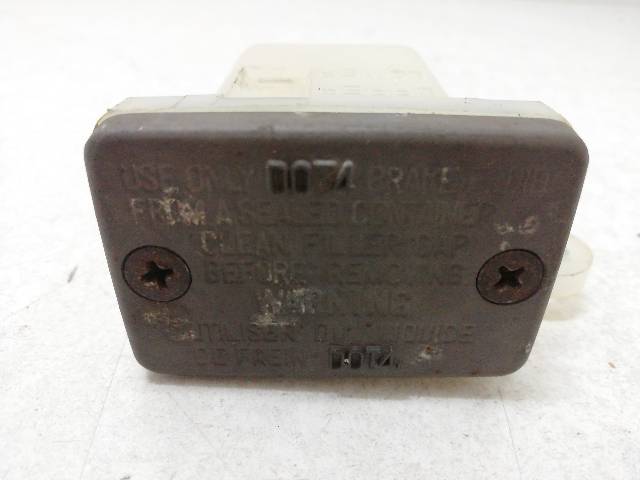 DEPOSITO-LIQUIDO-BOMBA-FRENO-TRASERA  SUZUKI GSF 650 BANDIT ABS (2008)