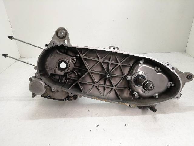 CARTER-IZQUIERDO-MOTOR  YAMAHA X-MAX 125 YP125RA 10,55 (2015)