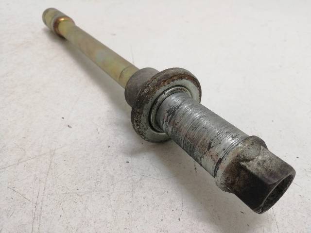 EJE-RUEDA-DELANTERA  HYOSUNG GT 125 R 10,6 (2006)