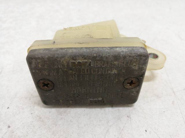 DEPOSITO-LIQUIDO-BOMBA-FRENO-TRASERA  SUZUKI SV 650 S (1999-2002) AV/1111 (2002)